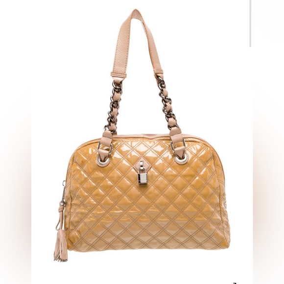 Marc Jacobs Handbags - Patent leather quilted Marc Jacob’s Annabella shoulder bag